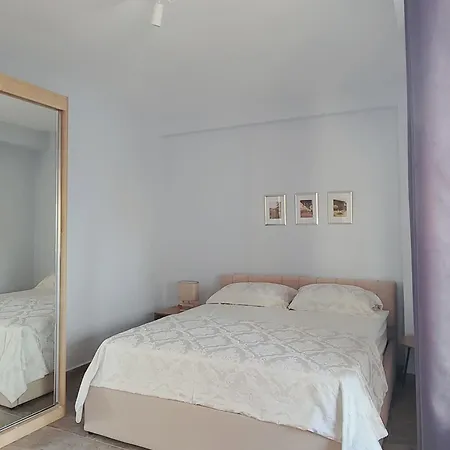 Apartment Leones Tirana